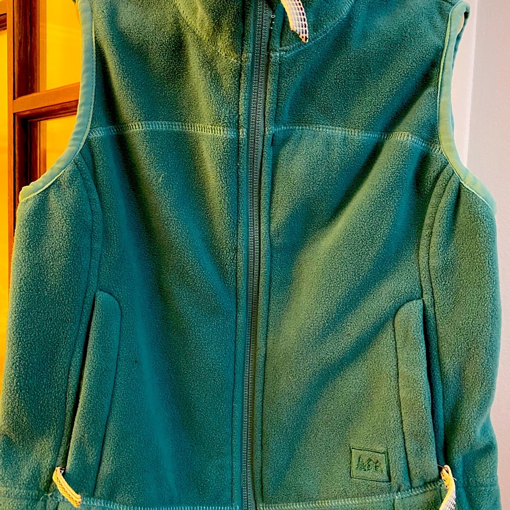 REI Toddler Blue-Teal Vest, Toddler Girls Size XXS (4/5), Lightly Worn
